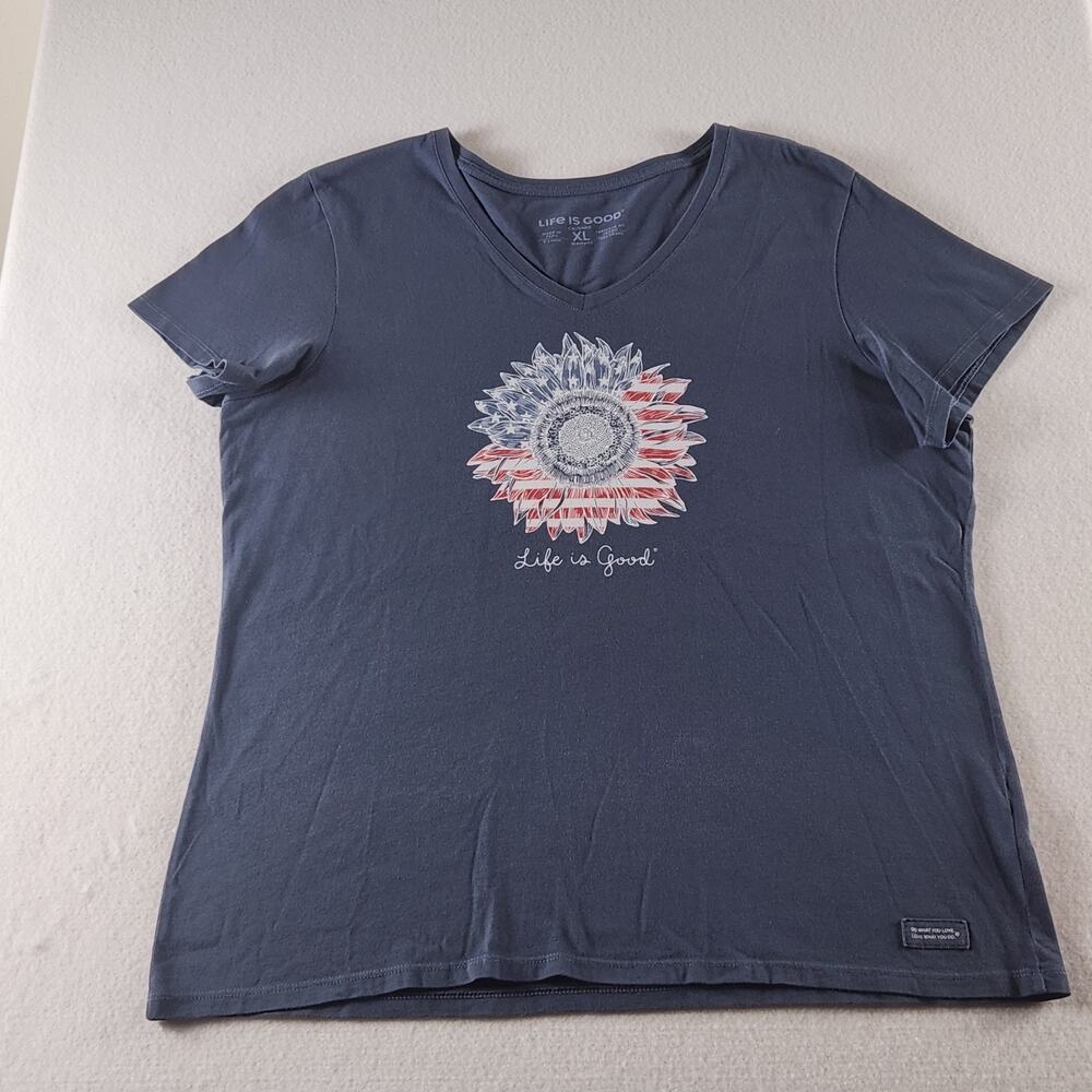 Life is Good Women's Blue V-Neck Short Sleeve Americana Graphic Print T-Shirt XL